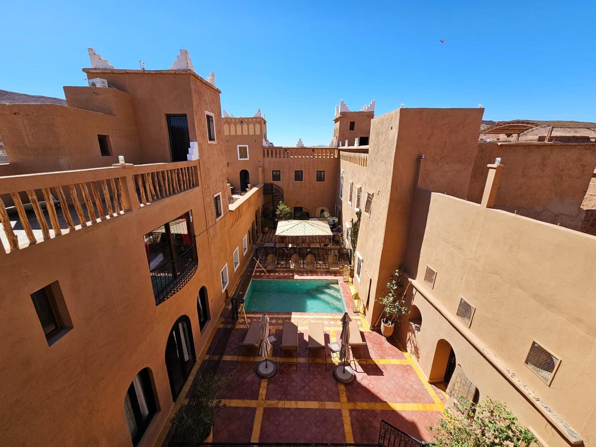 Kasbah La Cigogne Bed & Breakfast Aït Benhaddou Exterior photo
