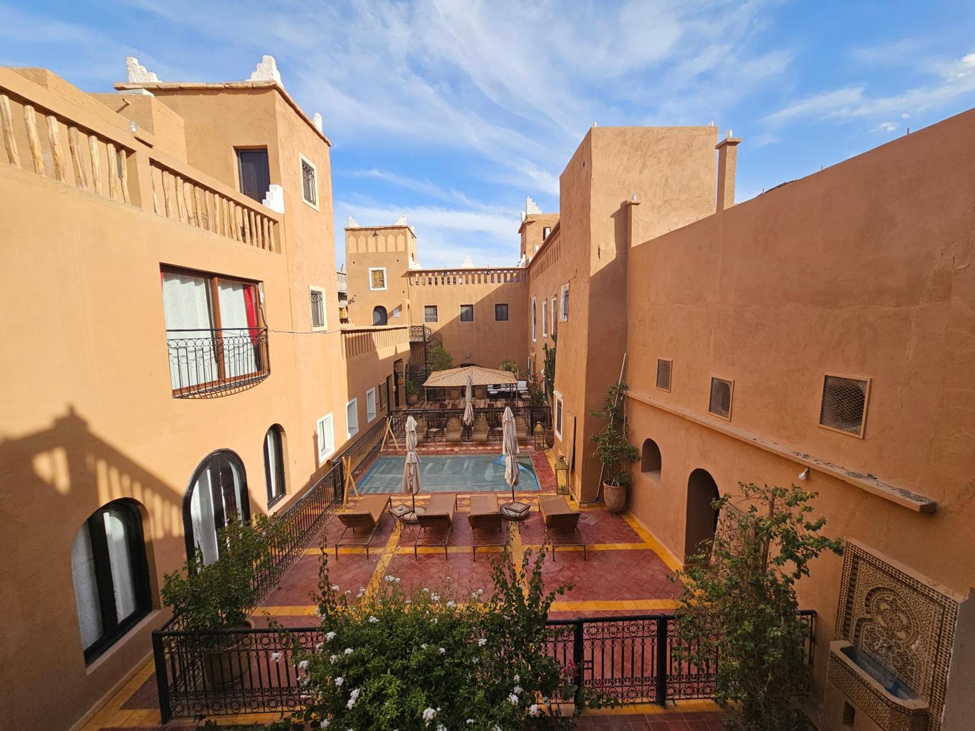 Kasbah La Cigogne Bed & Breakfast Aït Benhaddou Exterior photo