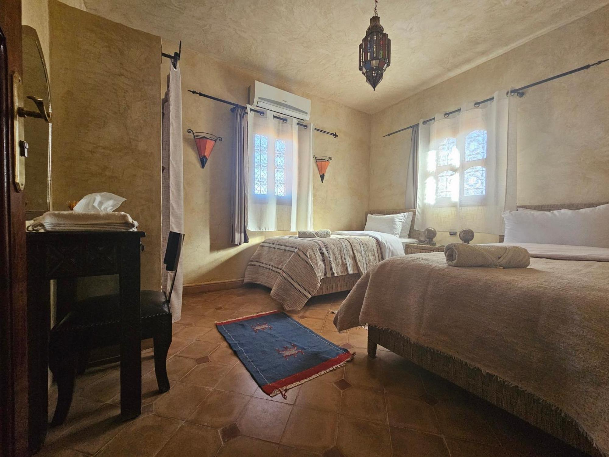 Kasbah La Cigogne Bed & Breakfast Aït Benhaddou Exterior photo