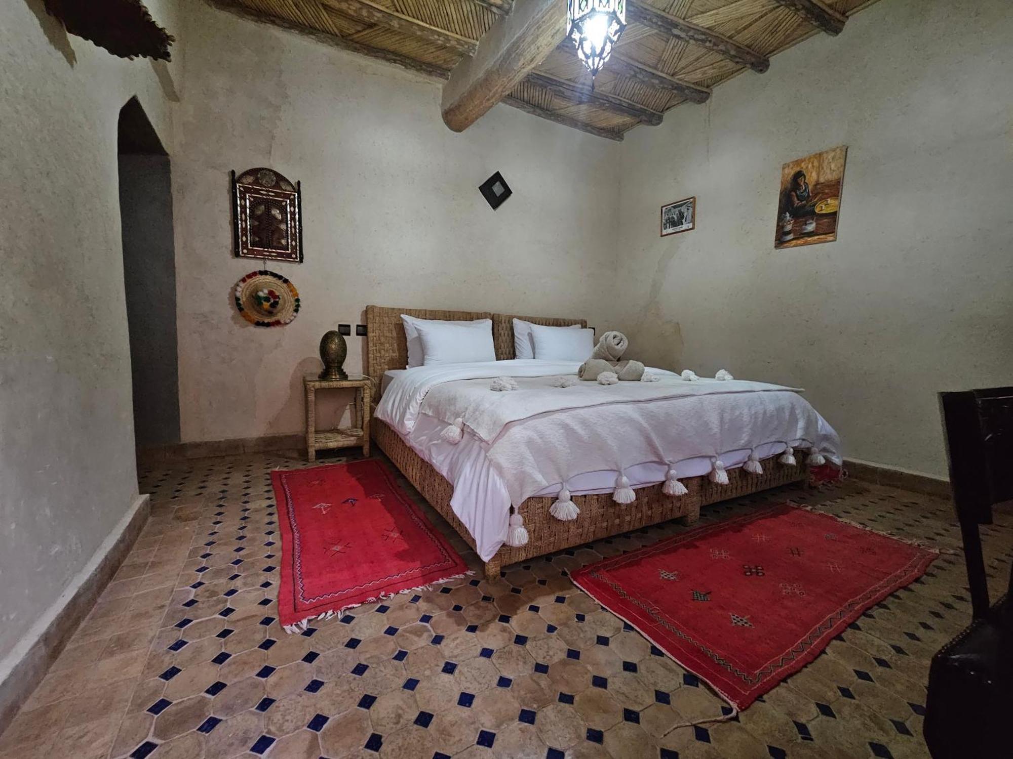 Kasbah La Cigogne Bed & Breakfast Aït Benhaddou Exterior photo