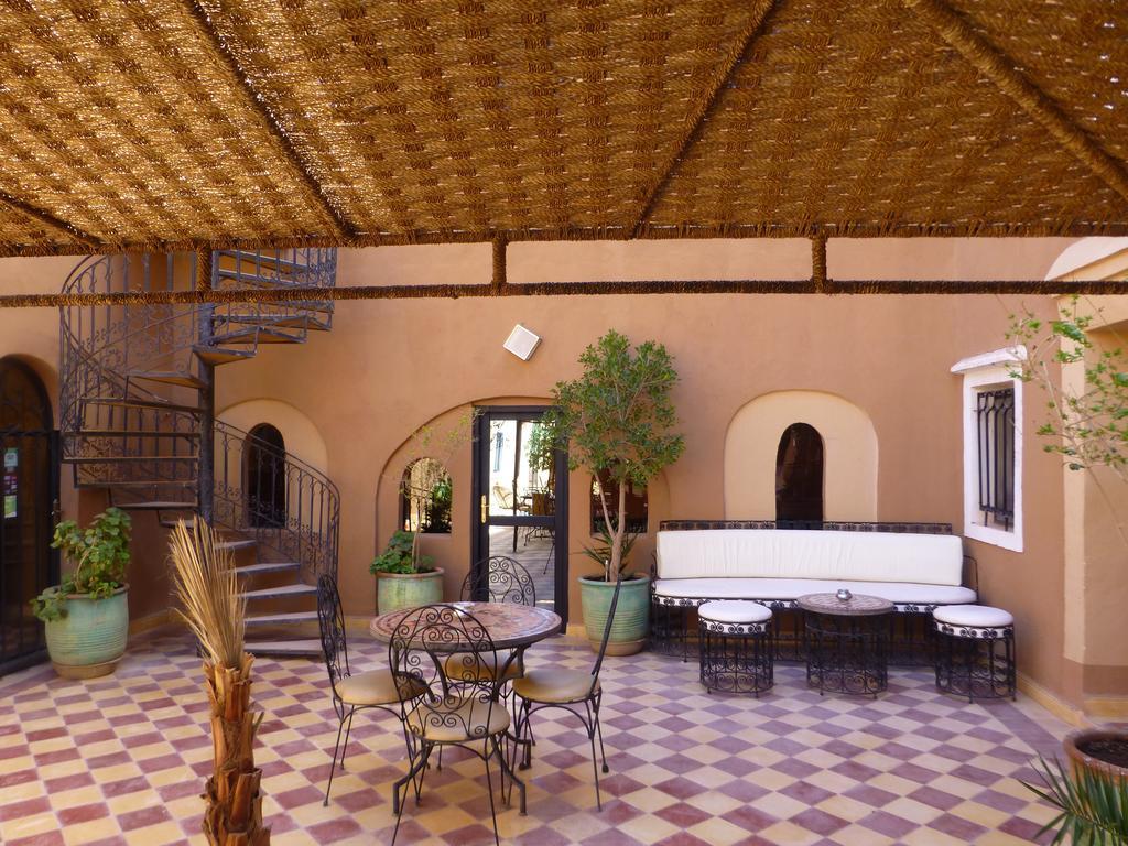 Kasbah La Cigogne Bed & Breakfast Aït Benhaddou Exterior photo