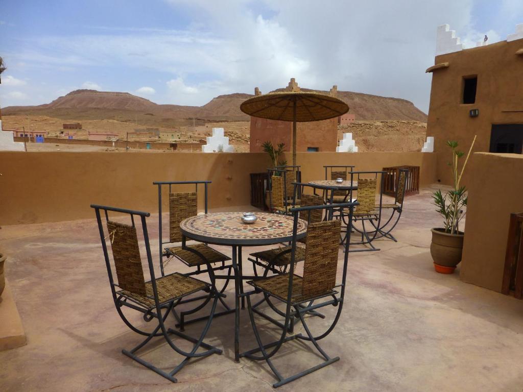 Kasbah La Cigogne Bed & Breakfast Aït Benhaddou Exterior photo